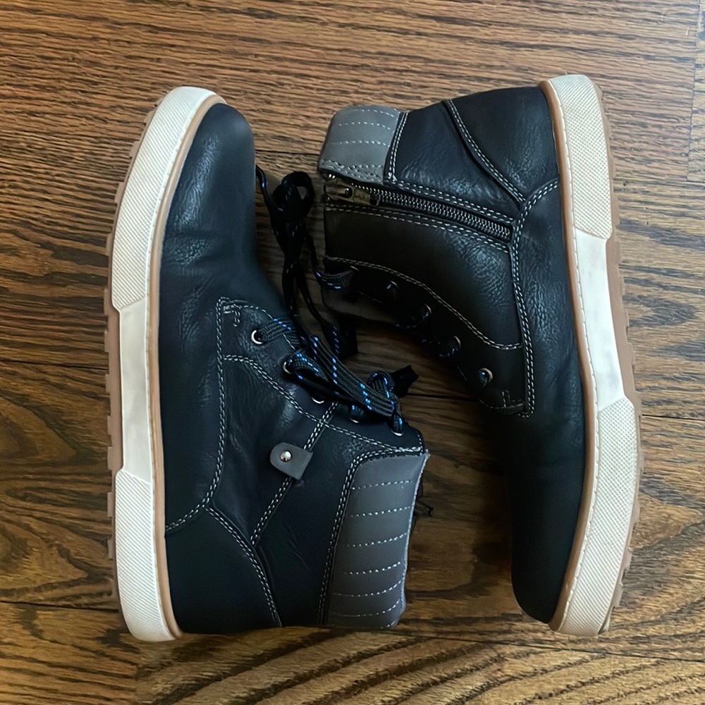 Sonoma boys boots